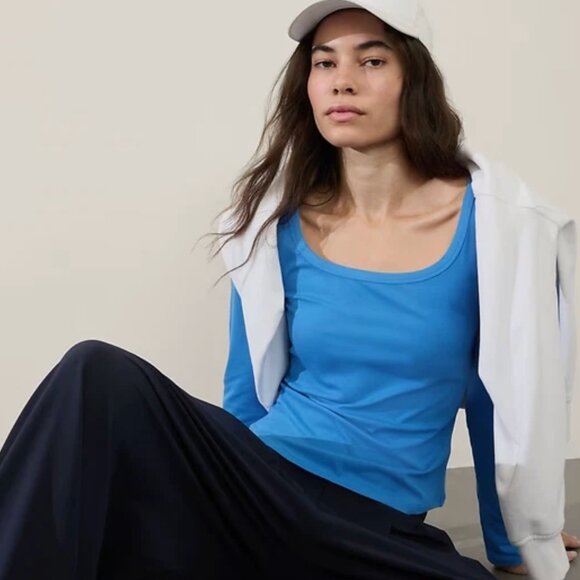 NWT Signature Rib Top - Picture 3 of 7